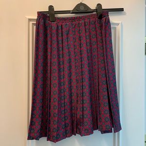 HP 🎉 Vintage Leslie Fay Skirt!